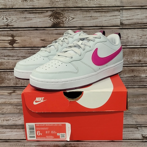 Nike Shoes - Nike Court Borough 2